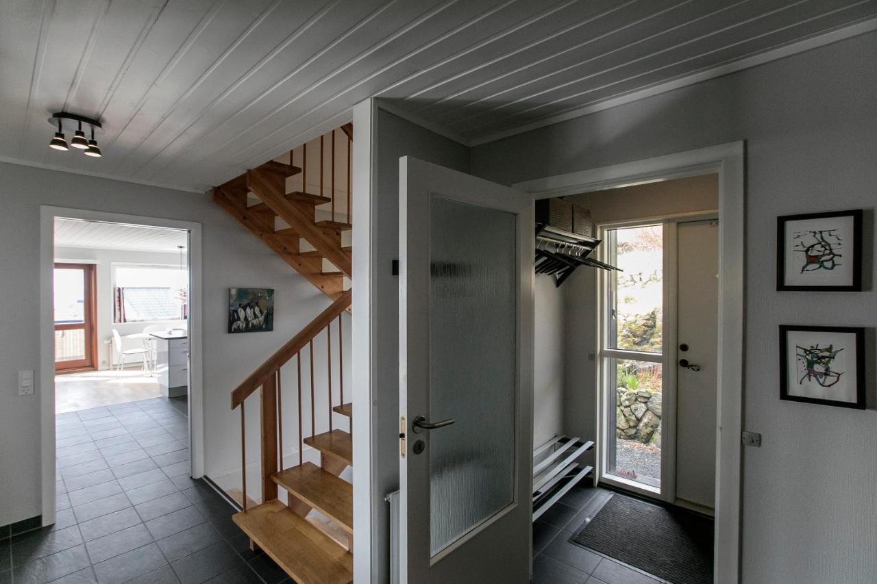 Faroeguide Bed and Breakfast Tórshavn Exteriör bild