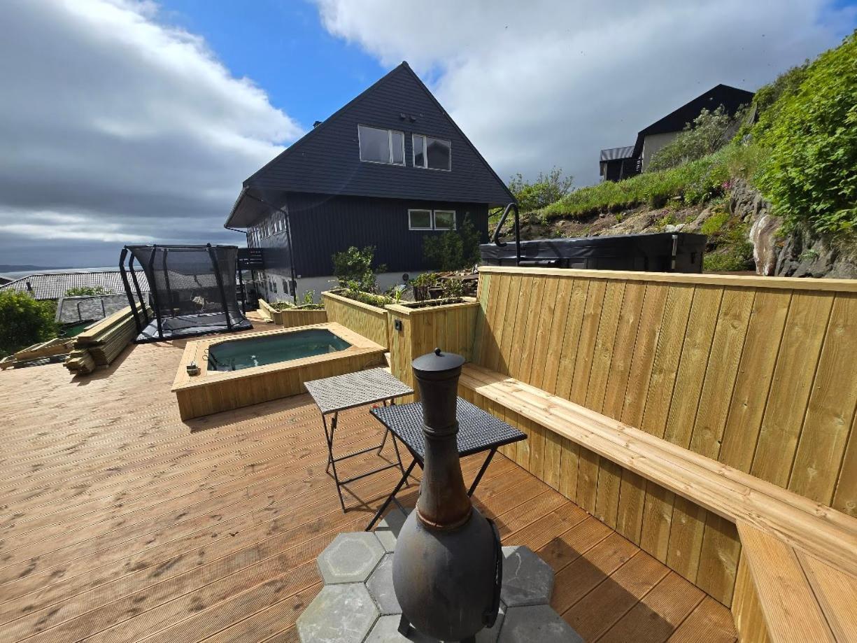 Faroeguide Bed and Breakfast Tórshavn Exteriör bild