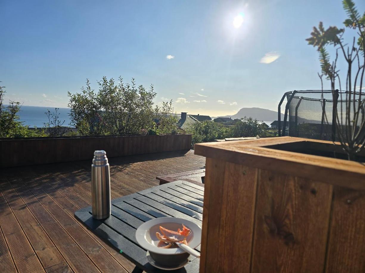 Faroeguide Bed and Breakfast Tórshavn Exteriör bild