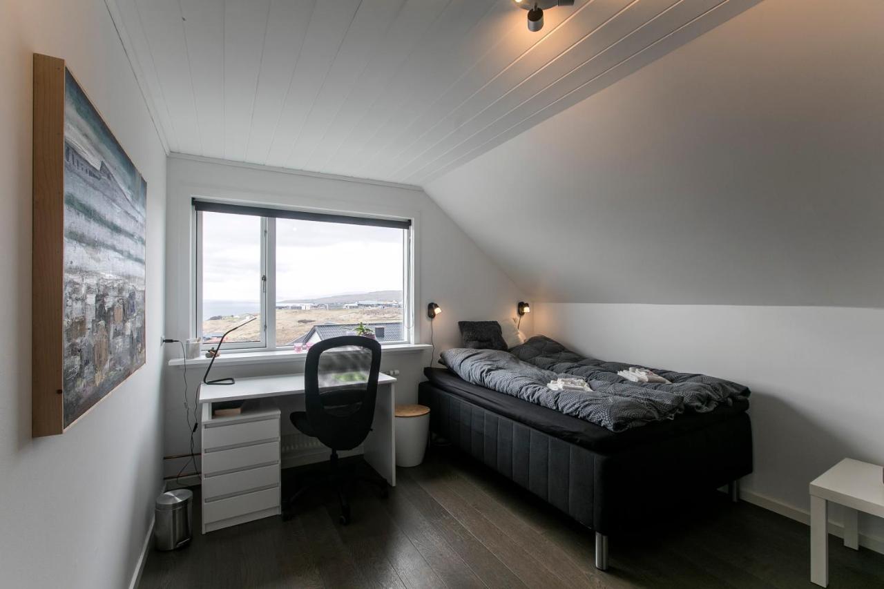 Faroeguide Bed and Breakfast Tórshavn Exteriör bild