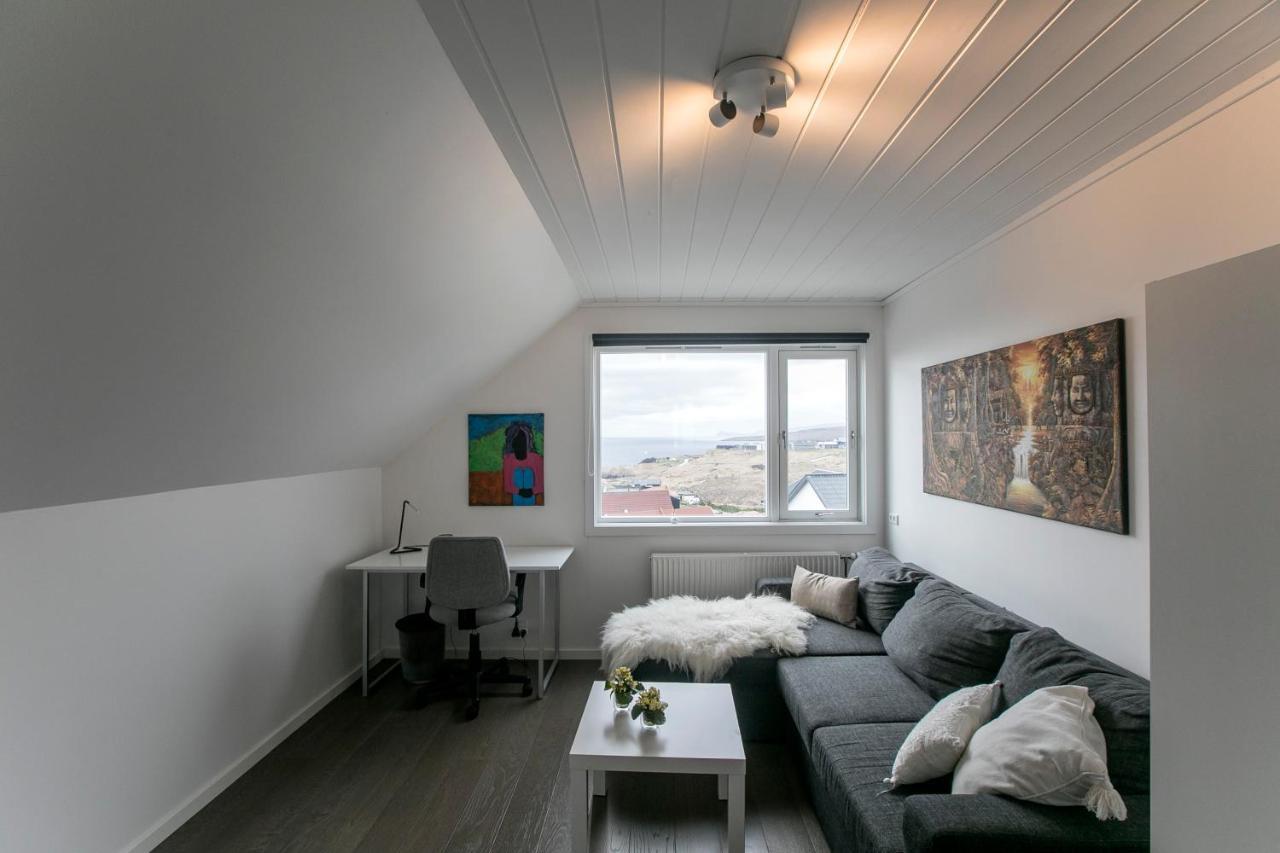 Faroeguide Bed and Breakfast Tórshavn Exteriör bild